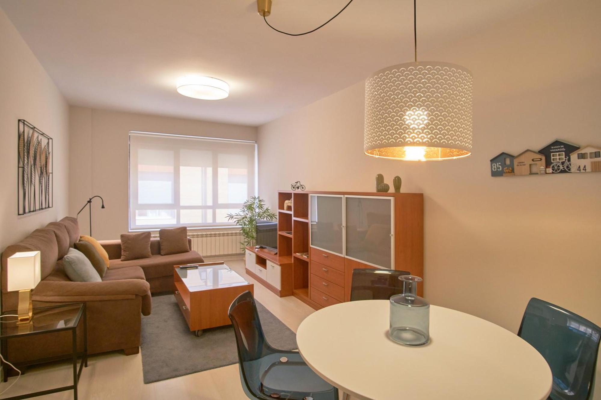 Apartamentos Los Arroyos Понферада Екстериор снимка